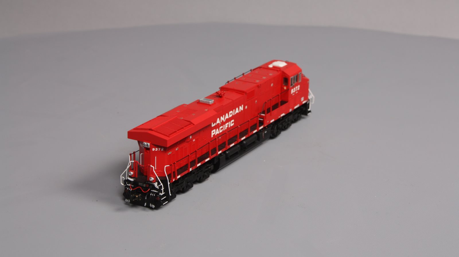MTH 80-2326-1 HO Canadian Pacific GE ES44AC w/Proto-Sound 3.0 & DCC #9372
