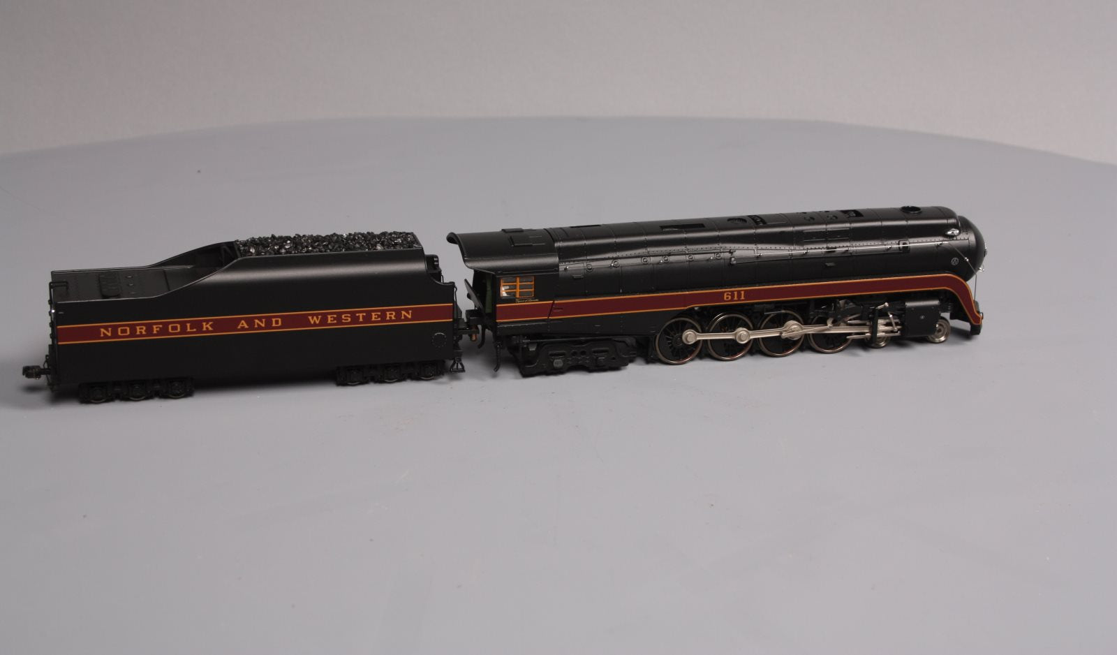 MTH 80-3265-1 HO Norfolk & Western 4-8-4 J Steam Locomotive with P-S 3.0 #611