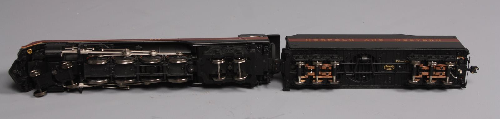MTH 80-3265-1 HO Norfolk & Western 4-8-4 J Steam Locomotive with P-S 3.0 #611