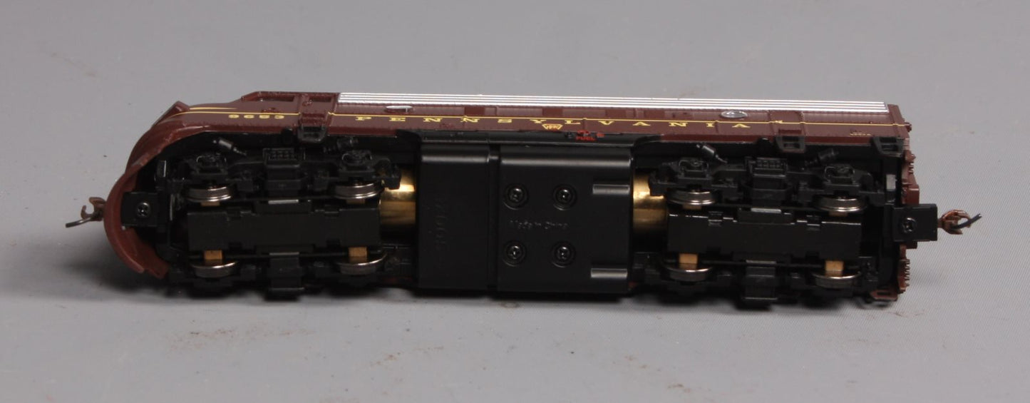 Roundhouse 14782 HO Pennsylvania F7A Diesel Locomotive #9653