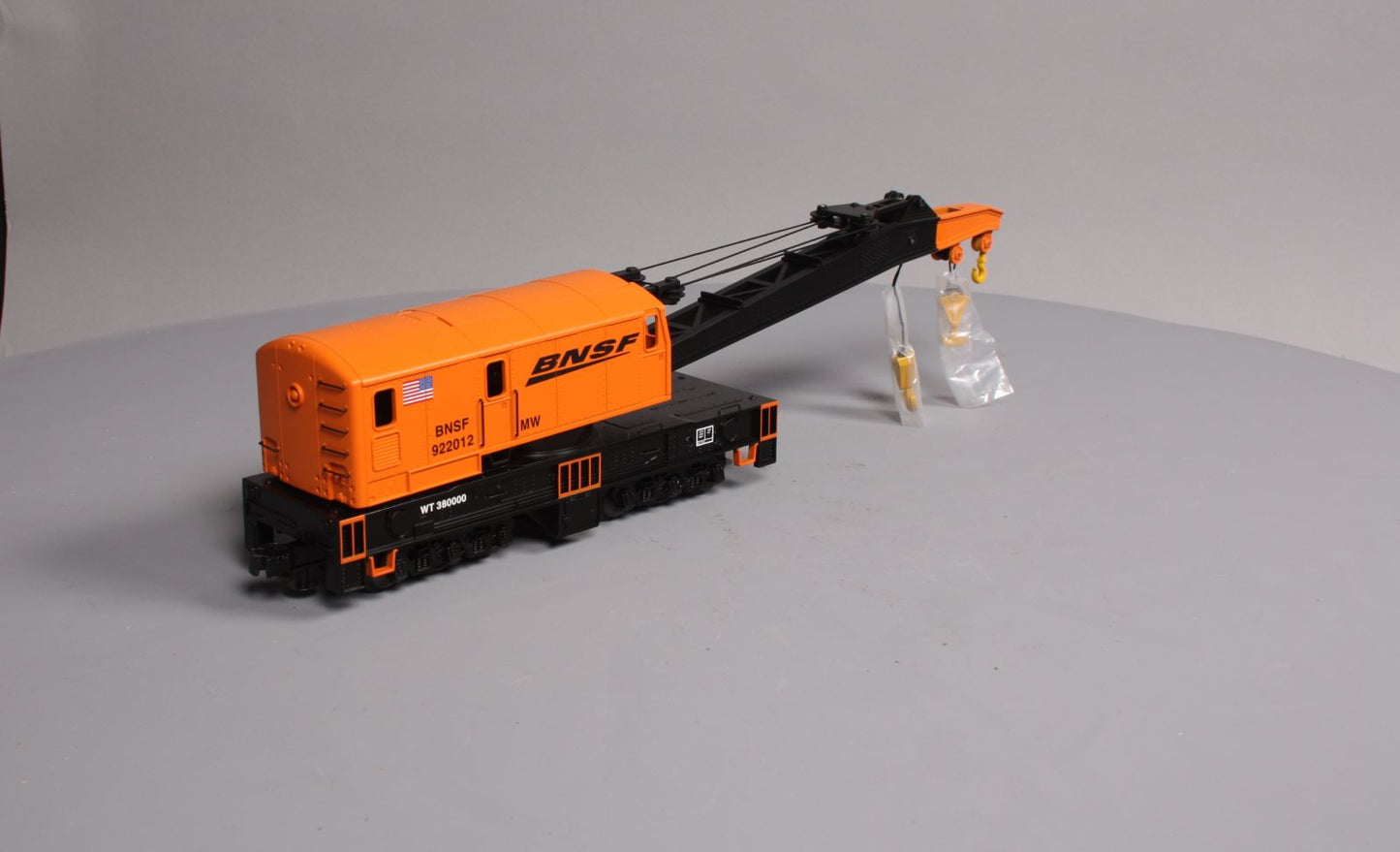 MTH 20-98908 BNSF Crane Car