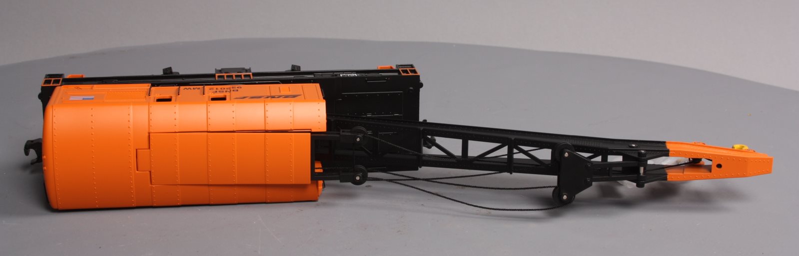MTH 20-98908 BNSF Crane Car