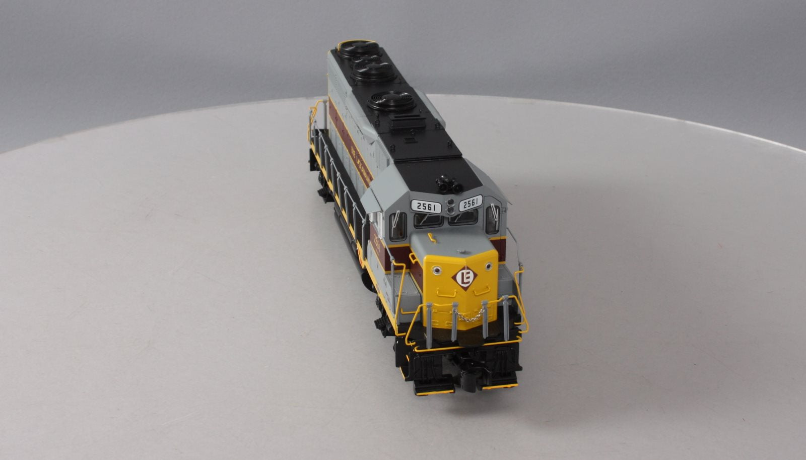Lionel 6-38550 Erie Lackawanna GP35 Non-Powered Diesel Locomotive #2561