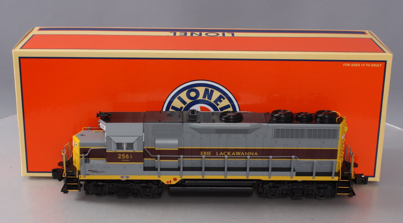 Lionel 6-38550 Erie Lackawanna GP35 Non-Powered Diesel Locomotive #2561