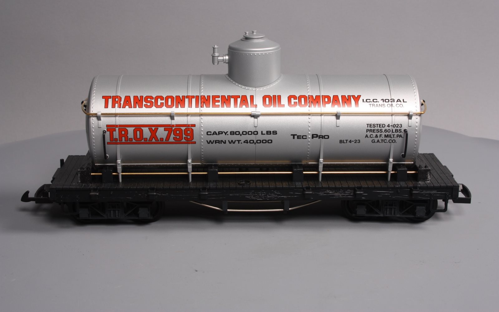 LGB 4080-Y01 G Scale Transcontinental Oil Single Dome Tank Car