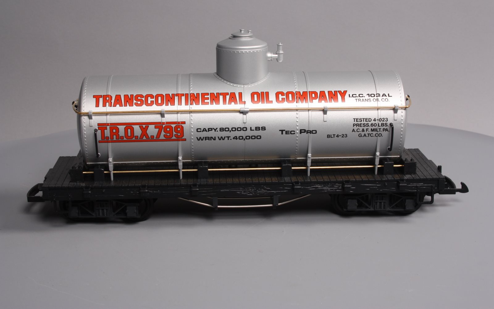LGB 4080-Y01 G Scale Transcontinental Oil Single Dome Tank Car