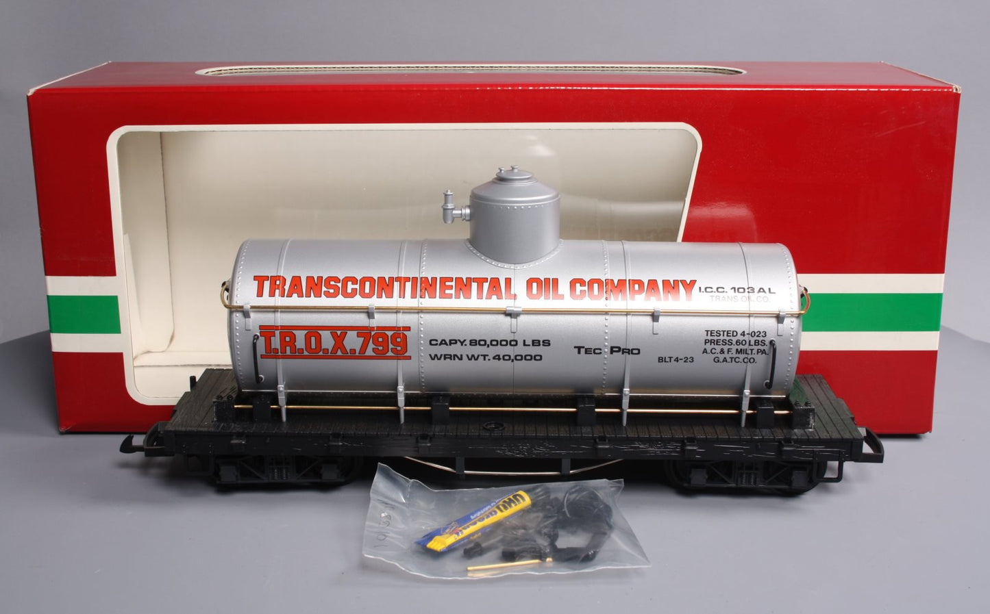 LGB 4080-Y01 G Scale Transcontinental Oil Single Dome Tank Car