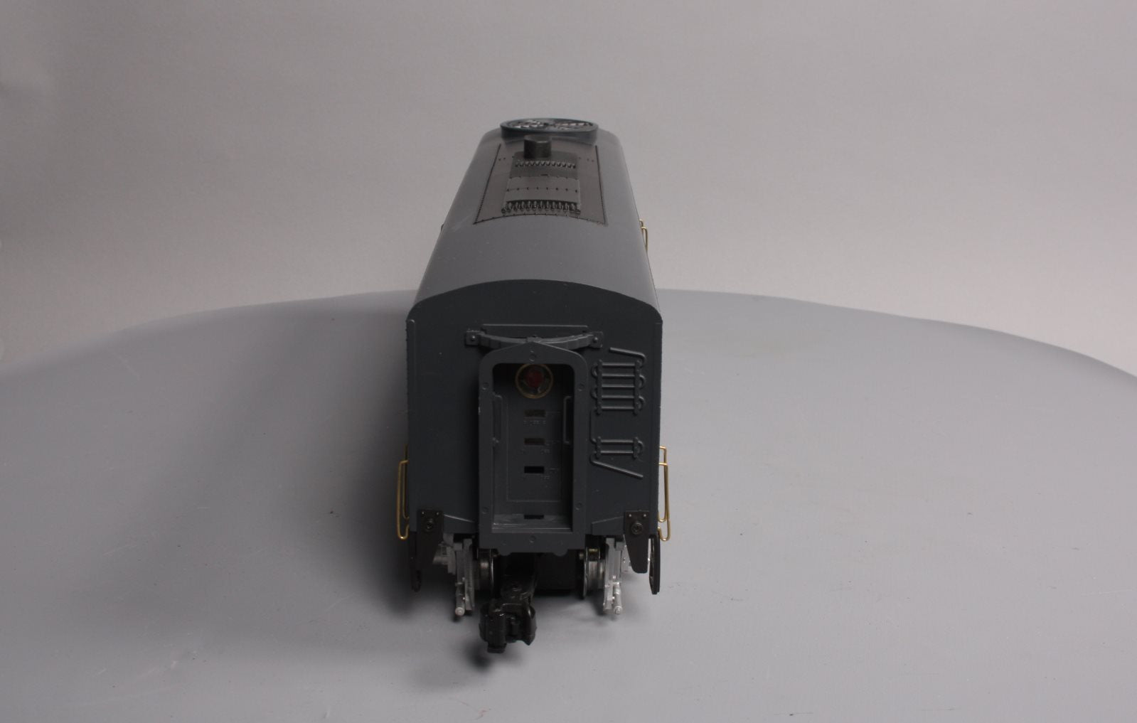 Aristo-Craft 22051 New York Central FB-1 Powered Diesel Locomotive #2051 LN/Box