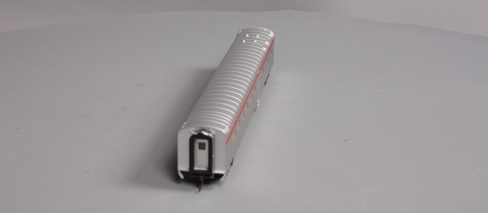 Walthers 932-6825 HO Scale Southern Pacific Pullman-Standard 48-Seat Diner
