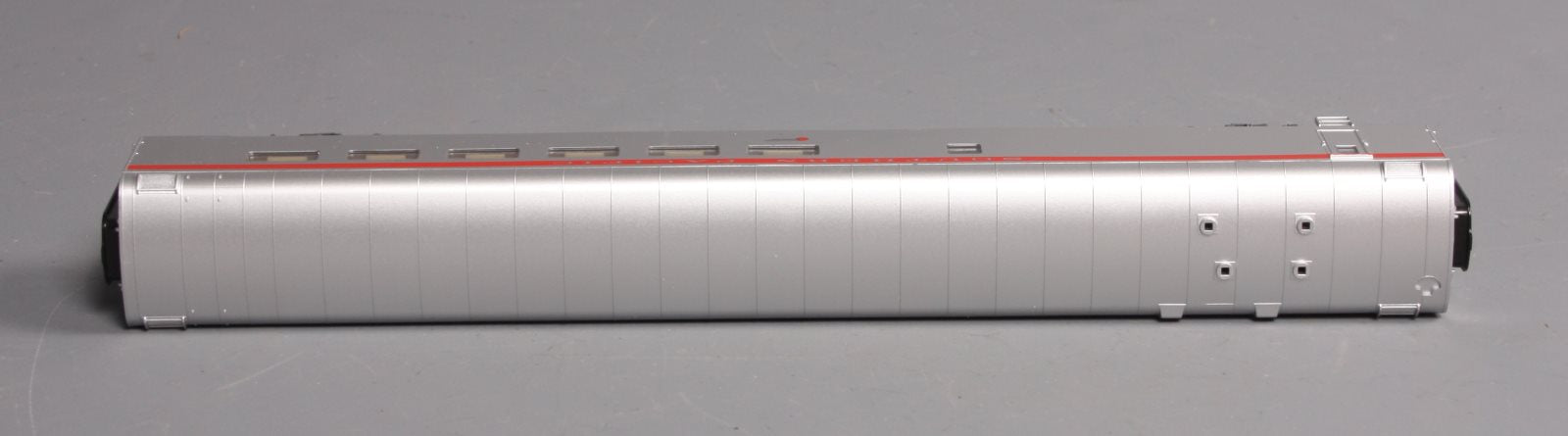 Walthers 932-6825 HO Scale Southern Pacific Pullman-Standard 48-Seat Diner