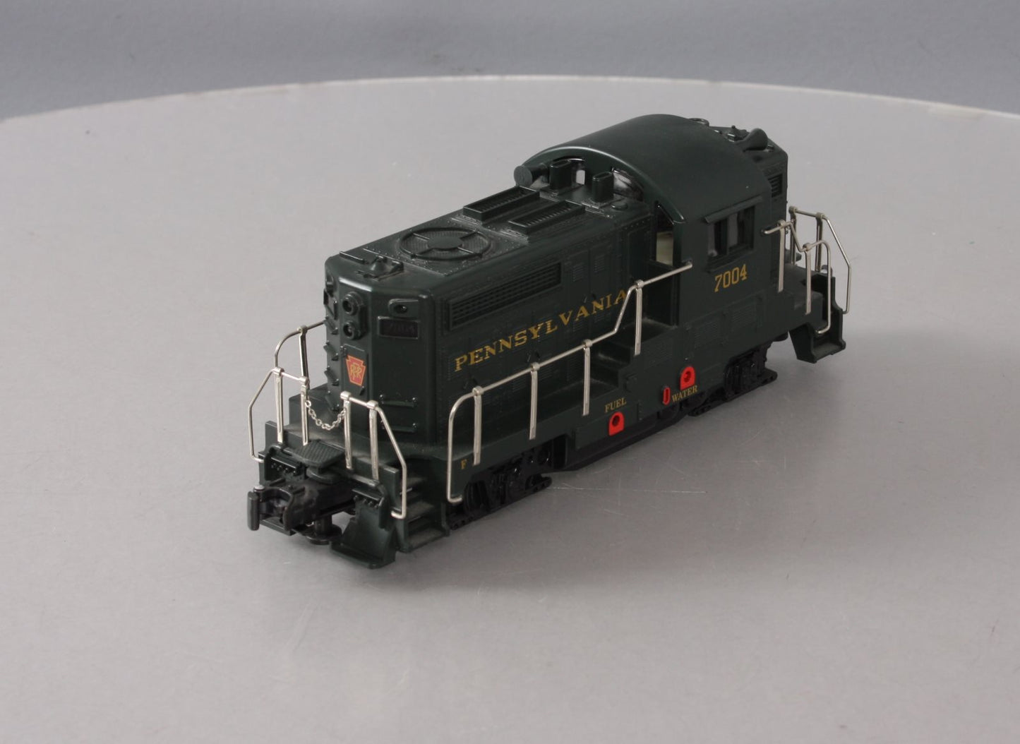 RMT 4152 PRR Complete Powered Diesel Locomotive #7004 LN/Box