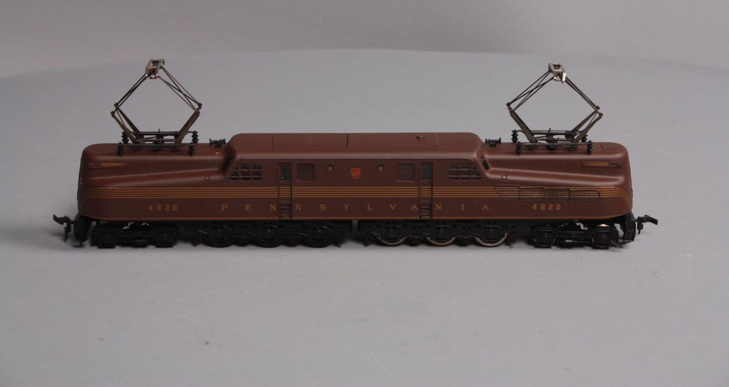 Pemco 3304-016 HO Scale Pennsylvania GG-1 Electric Locomotive #4828 EX/Box