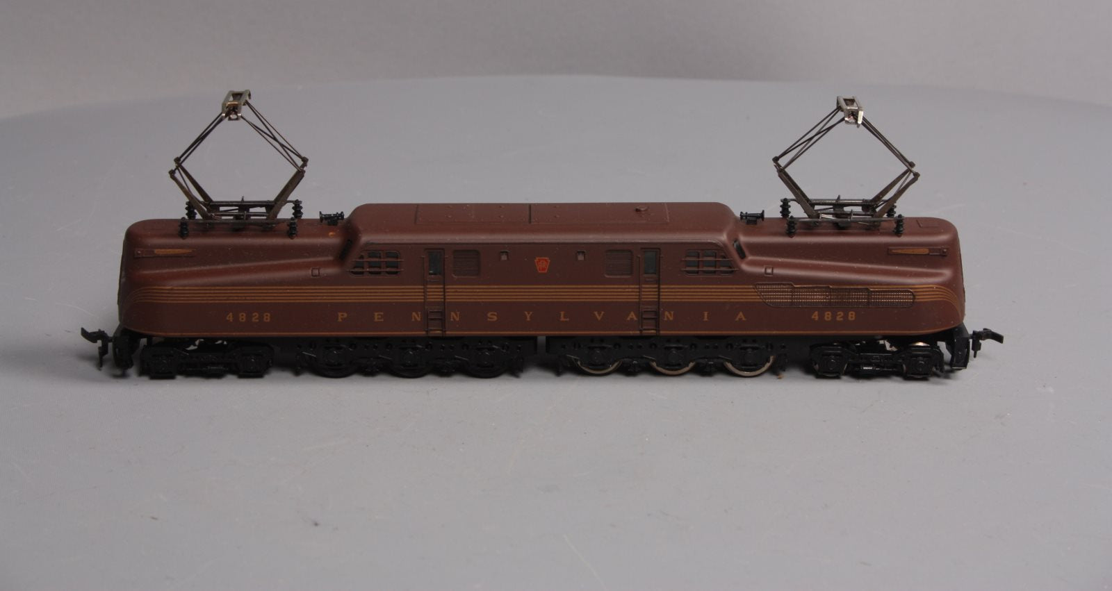 Pemco 3304-016 HO Scale Pennsylvania GG-1 Electric Locomotive #4828 EX/Box