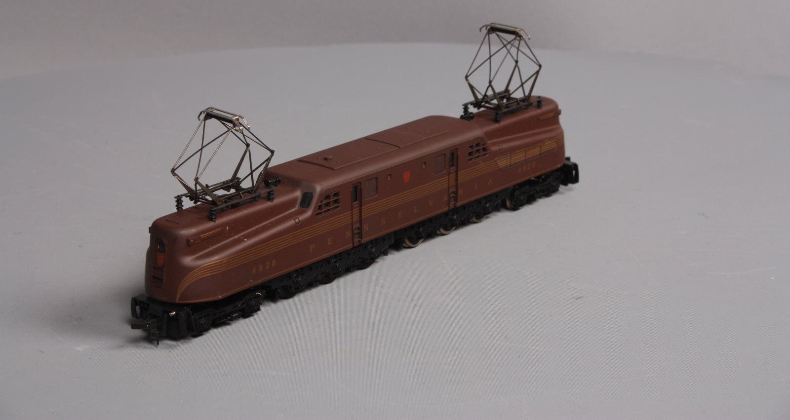 Pemco 3304-016 HO Scale Pennsylvania GG-1 Electric Locomotive #4828 EX/Box