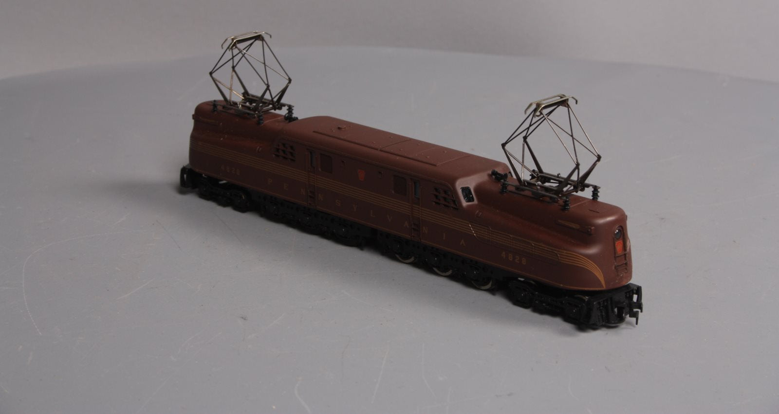 Pemco 3304-016 HO Scale Pennsylvania GG-1 Electric Locomotive #4828 EX/Box