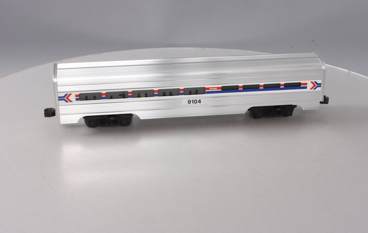 Lionel 6-19104 O Gauge Amtrak Aluminum Dining Passenger Car #9104 LN/Box