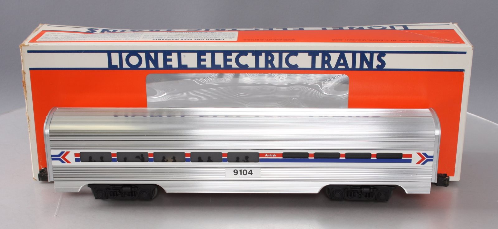 Lionel 6-19104 O Gauge Amtrak Aluminum Dining Passenger Car #9104 LN/Box