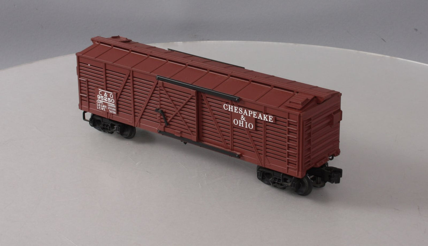Lionel 6-51402 O Gauge Chesapeake & Ohio Stock Car LN/Box