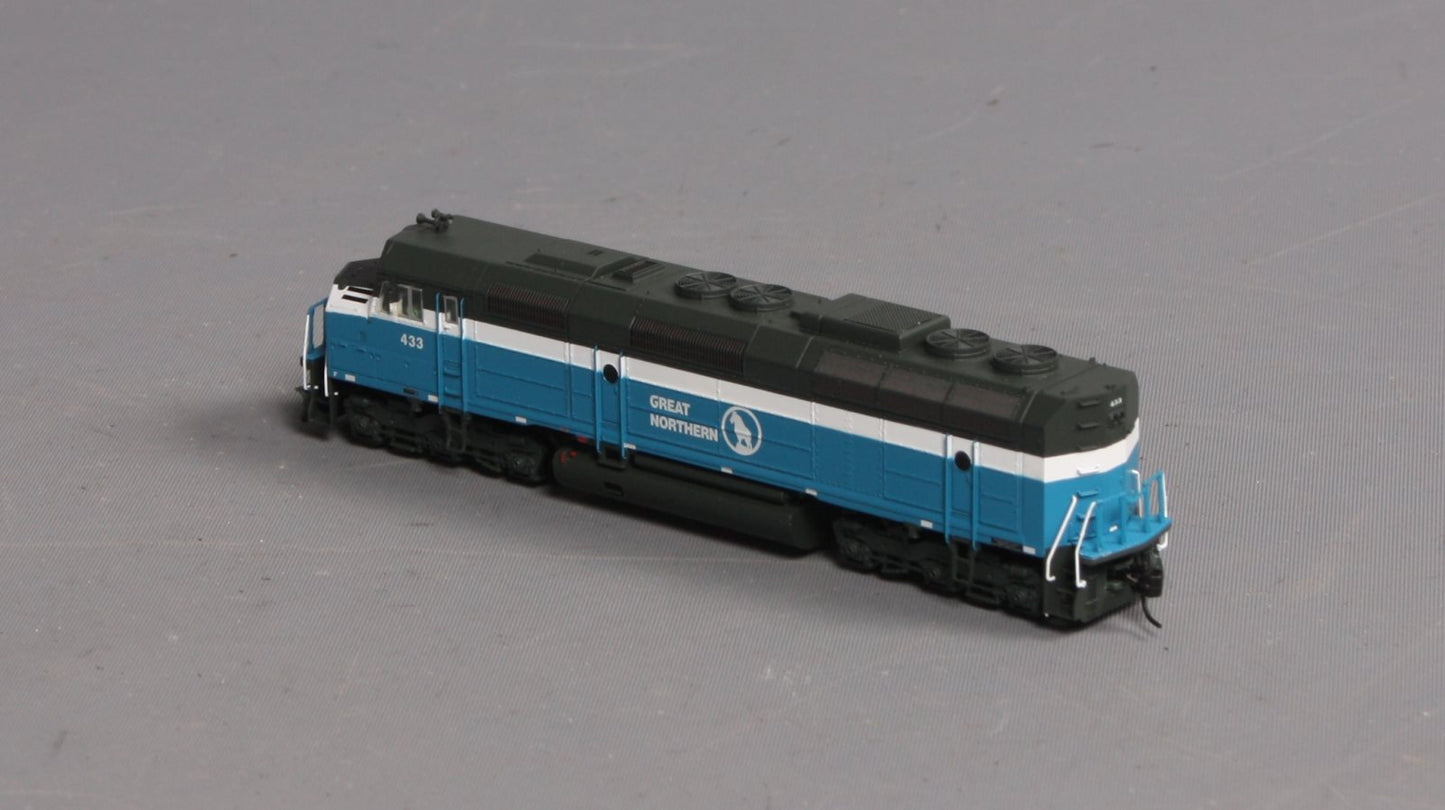 Athearn 15183 N Great Northern F45 with DCC & Sound #433