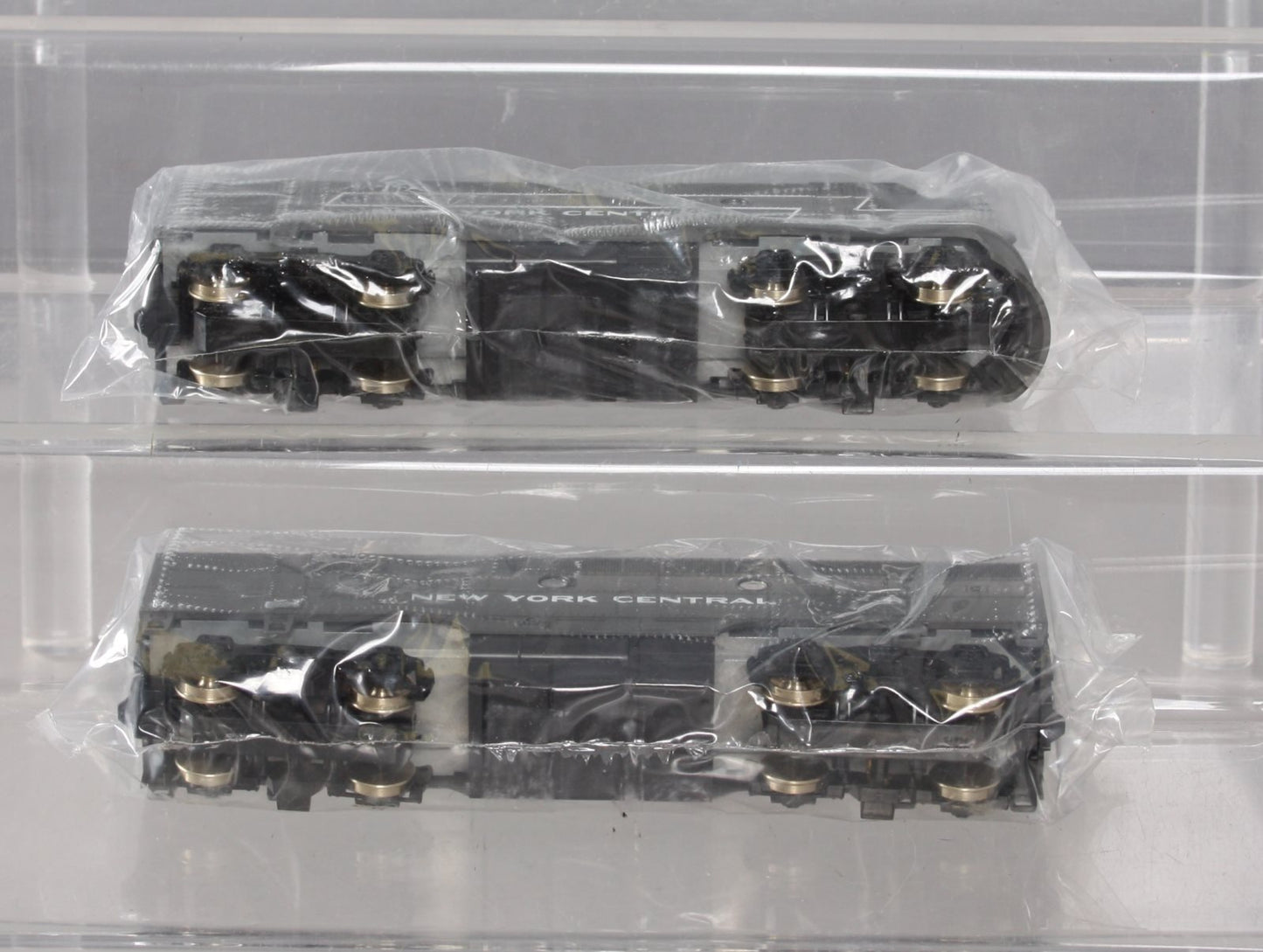 Stewart 5211 HO New York Central F3 Phase II Early A/B Diesel Locomotive Set NIB