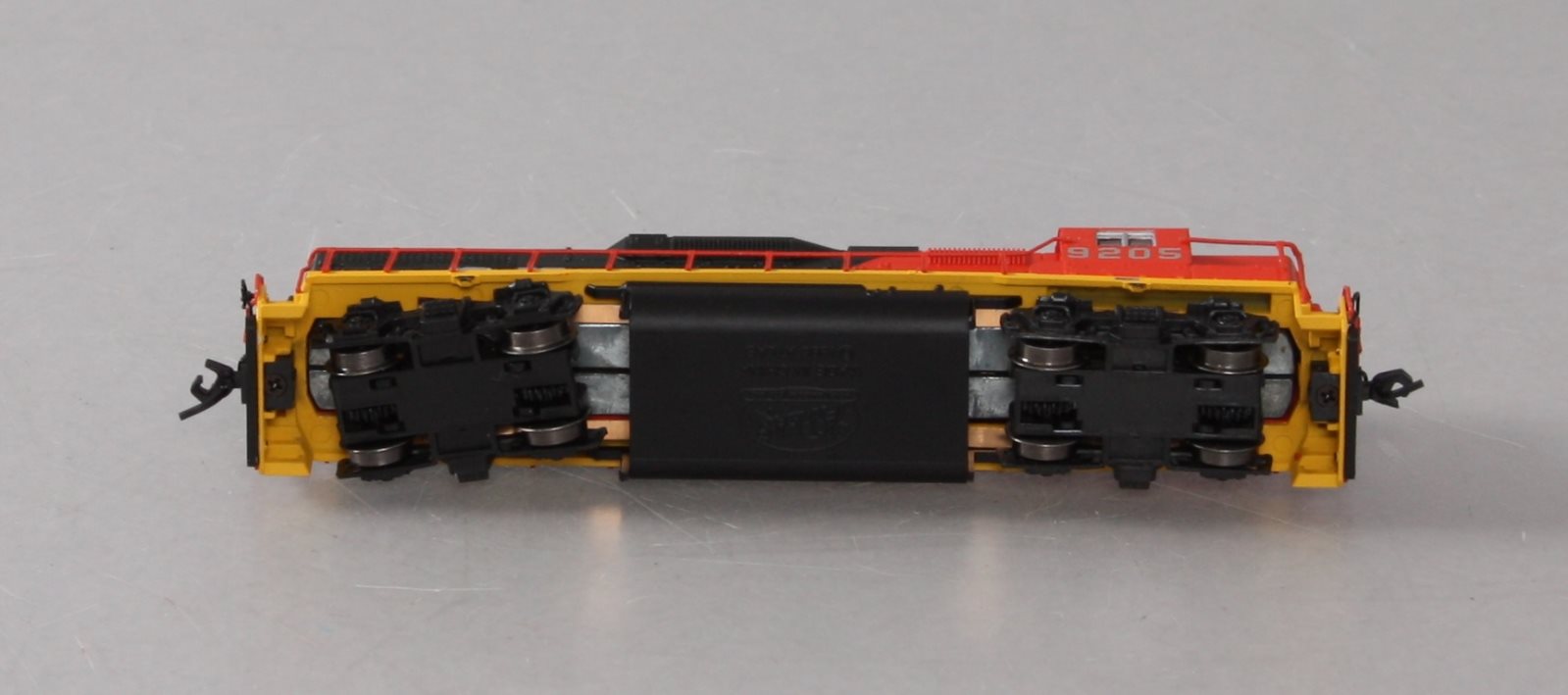 Atlas 40002318 N Nacionales de Mexico EMD GP38-2 High Nose