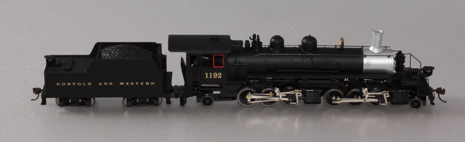 Mantua 345003 HO Norfolk & Western 2-6-6-2 Articulated Steam Loco w/Tender #1192