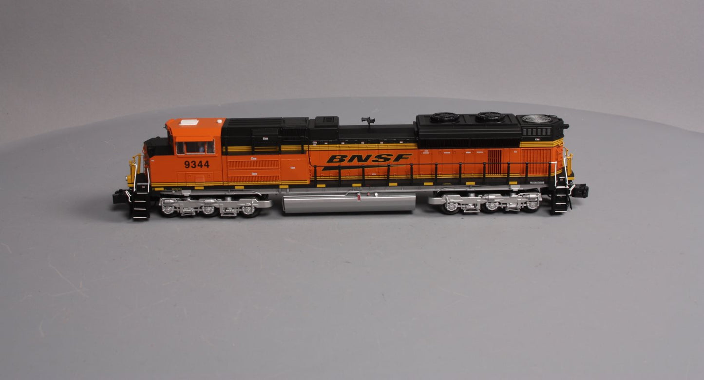American Flyer 6-48171 S Scale BNSF SD70ACE Diesel Locomotive #9344