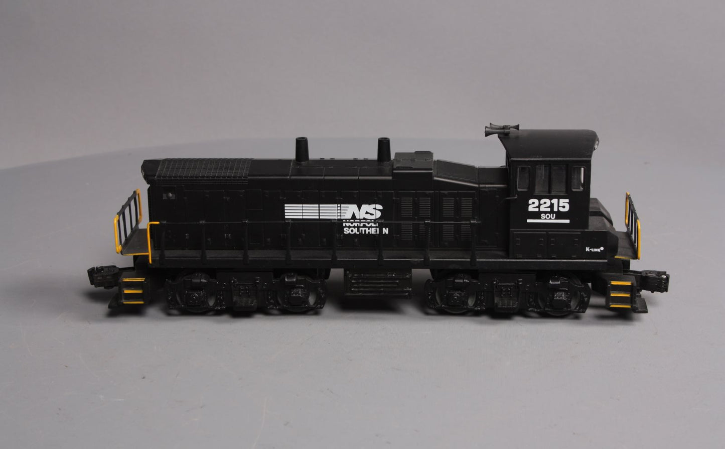 K-Line K-2215 O Norfolk Southern MP-15 Diesel Switcher #2215 LN/Box