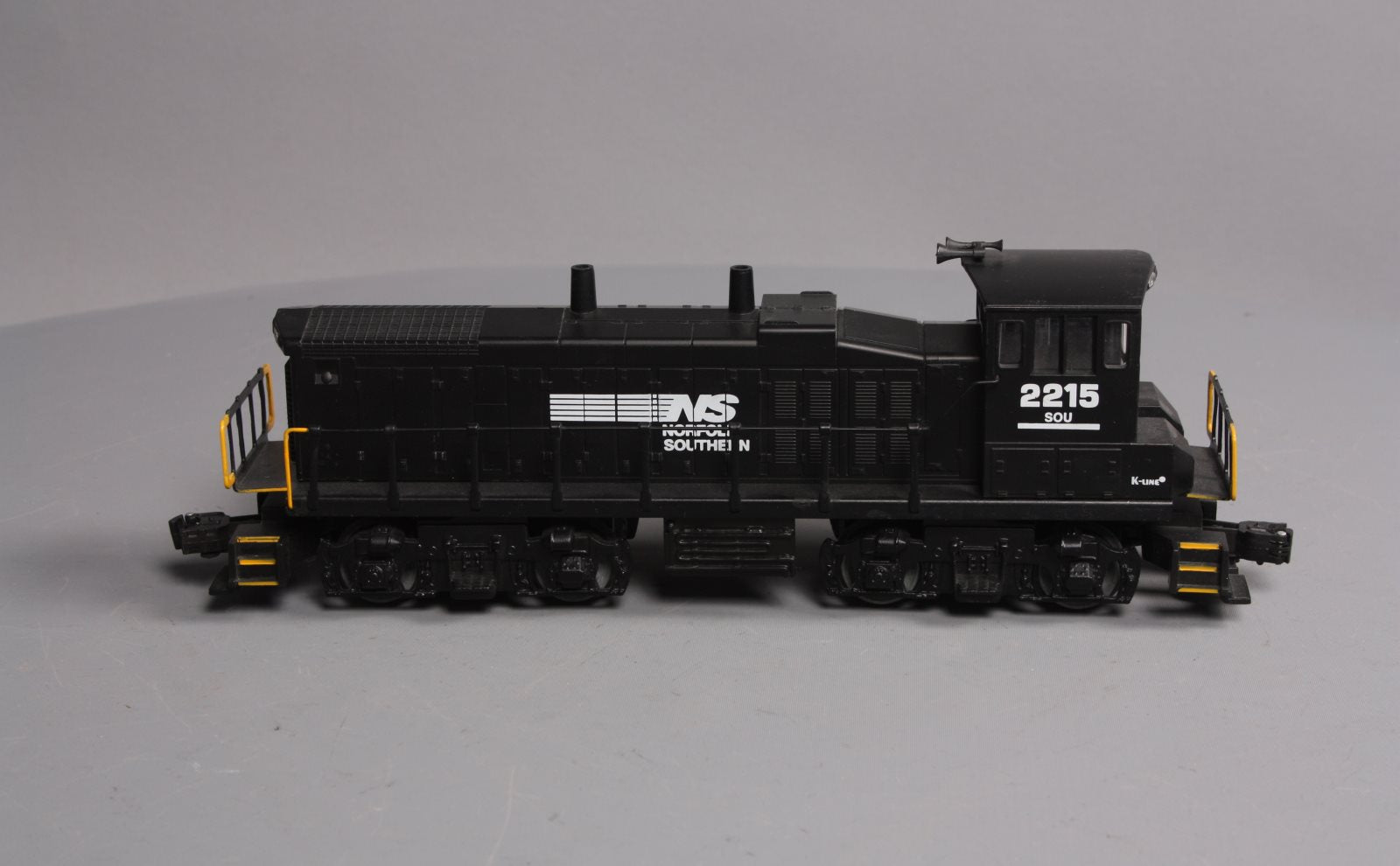 K-Line K-2215 O Norfolk Southern MP-15 Diesel Switcher #2215 LN/Box