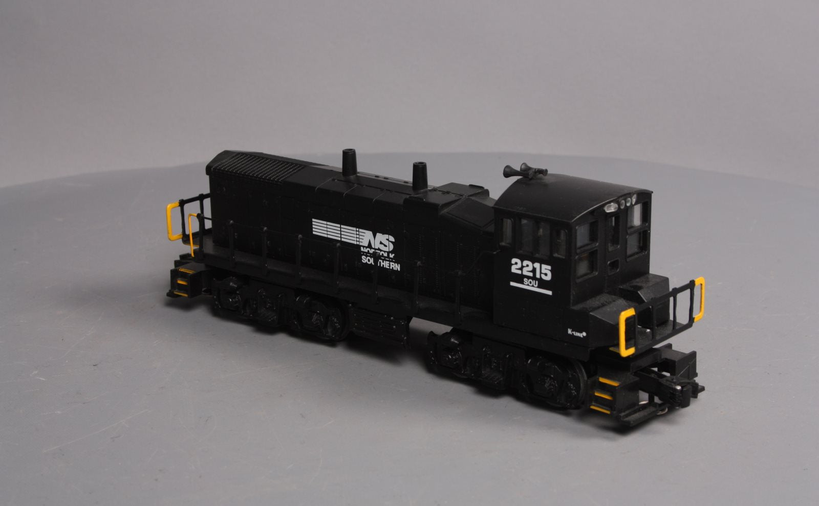 K-Line K-2215 O Norfolk Southern MP-15 Diesel Switcher #2215 LN/Box