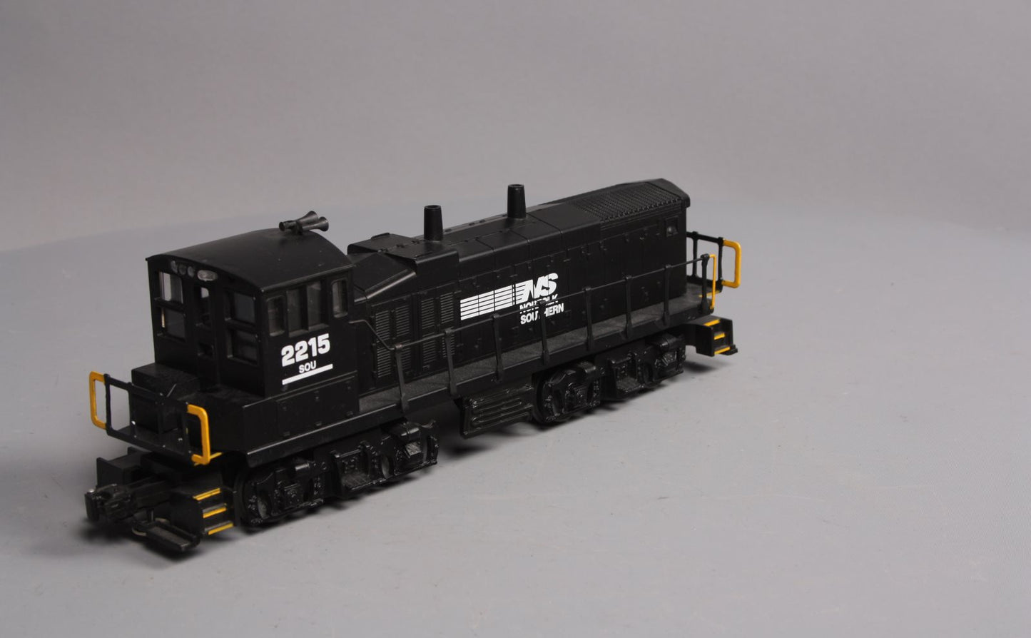 K-Line K-2215 O Norfolk Southern MP-15 Diesel Switcher #2215 LN/Box