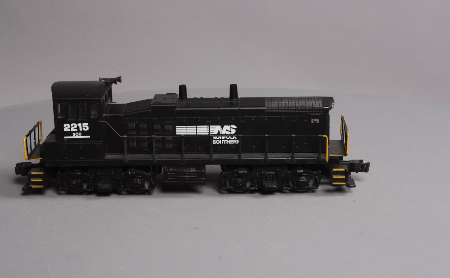K-Line K-2215 O Norfolk Southern MP-15 Diesel Switcher #2215 LN/Box