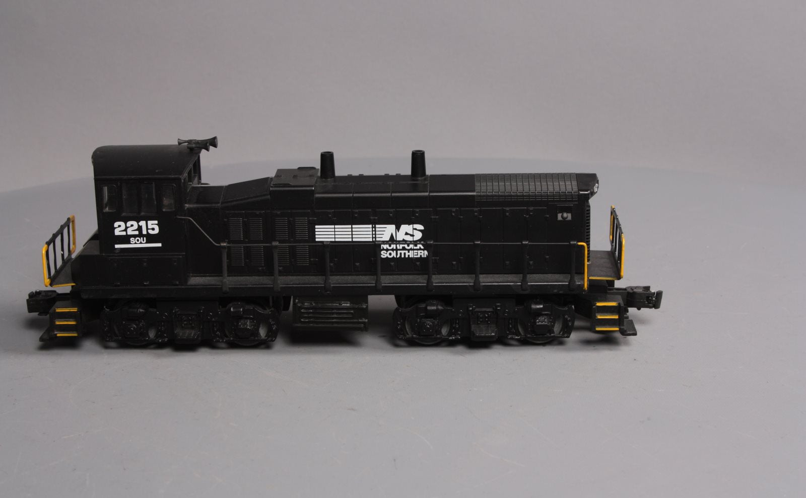 K-Line K-2215 O Norfolk Southern MP-15 Diesel Switcher #2215 LN/Box