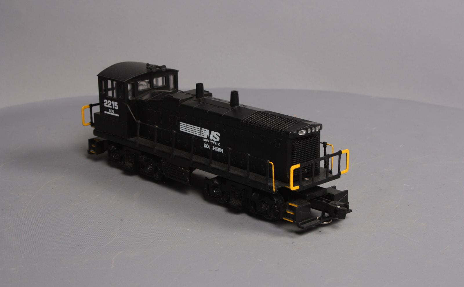 K-Line K-2215 O Norfolk Southern MP-15 Diesel Switcher #2215 LN/Box