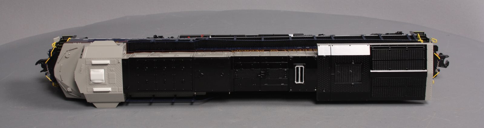 Lionel 6-38944 CG NS Heritage Non-Powered ES44AC Diesel Locomotive #1835