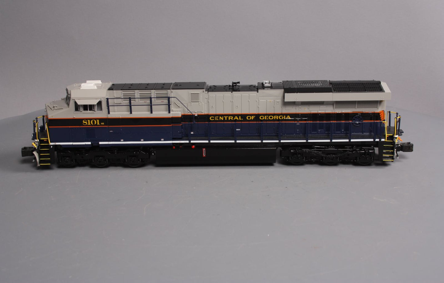 Lionel 6-38942 CG NS Heritage Legacy ES44AC Diesel Locomotive #8101