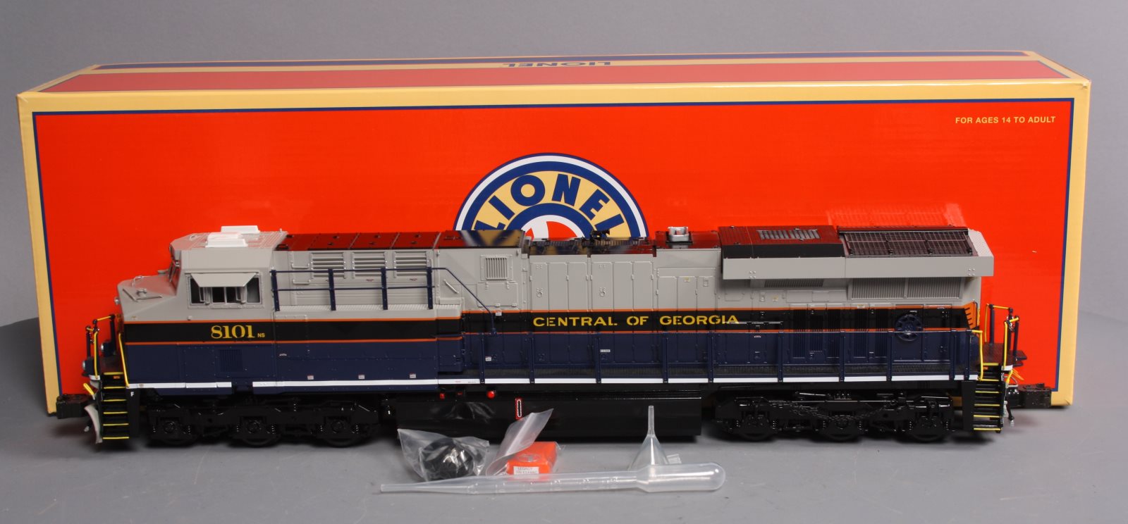 Lionel 6-38942 CG NS Heritage Legacy ES44AC Diesel Locomotive #8101