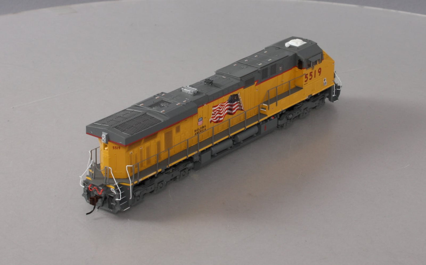 Athearn G69736 HO Union Pacific ES44AC Diesel Locomotive #5519