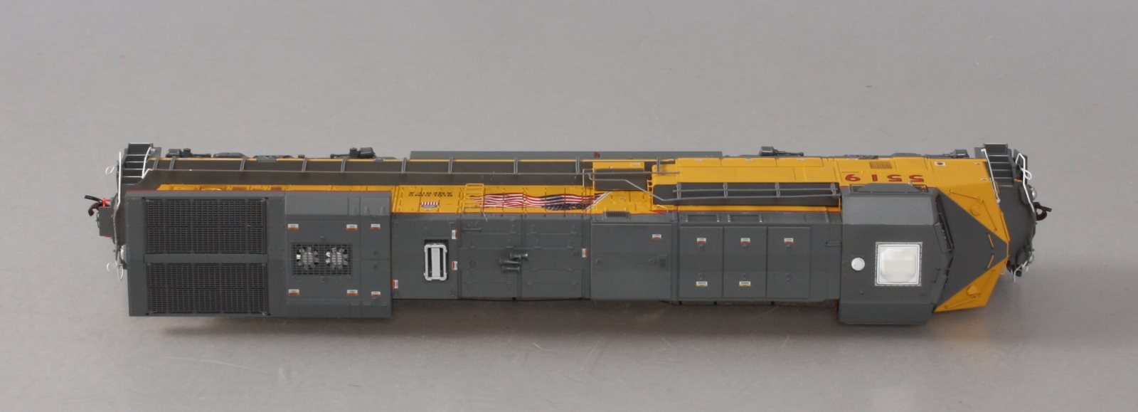 Athearn G69736 HO Union Pacific ES44AC Diesel Locomotive #5519