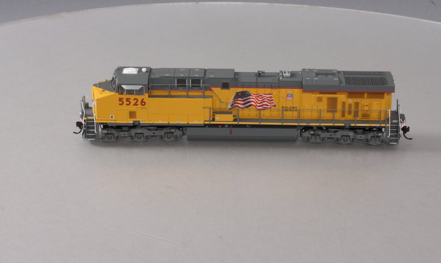 Athearn G69737 HO Union Pacific ES44AC Diesel Locomotive #5526
