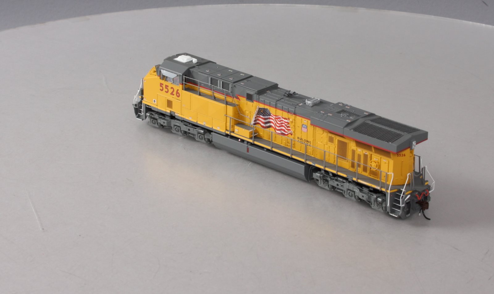 Athearn G69737 HO Union Pacific ES44AC Diesel Locomotive #5526