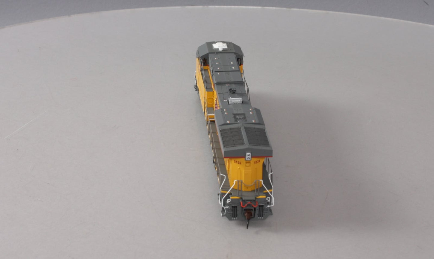 Athearn G69737 HO Union Pacific ES44AC Diesel Locomotive #5526