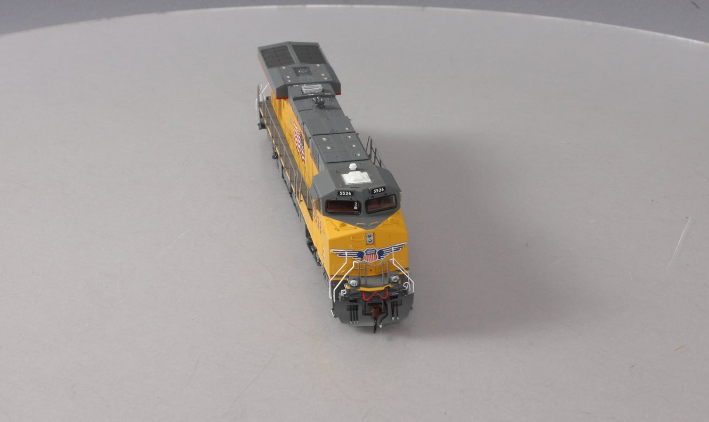 Athearn G69737 HO Union Pacific ES44AC Diesel Locomotive #5526
