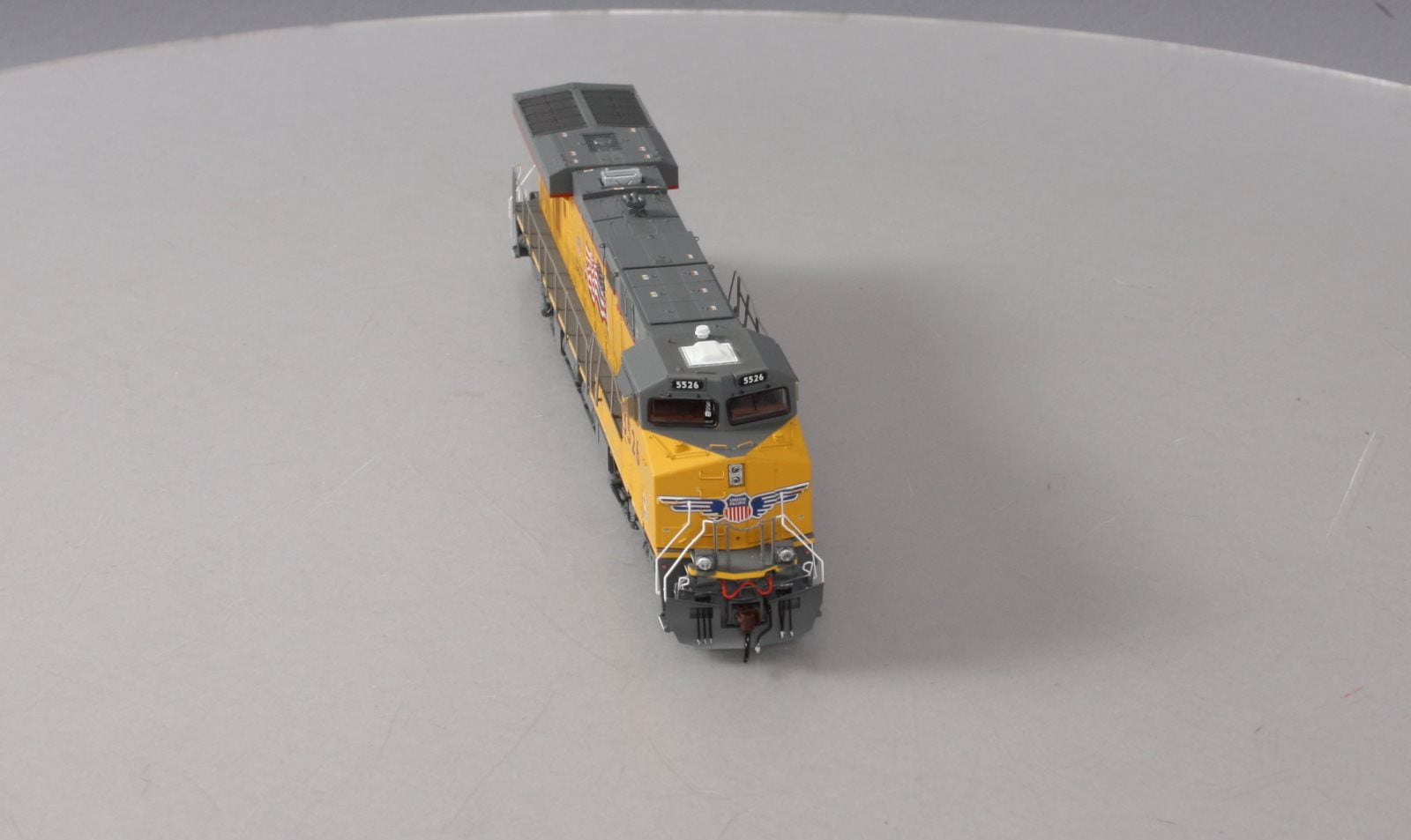 Athearn G69737 HO Union Pacific ES44AC Diesel Locomotive #5526