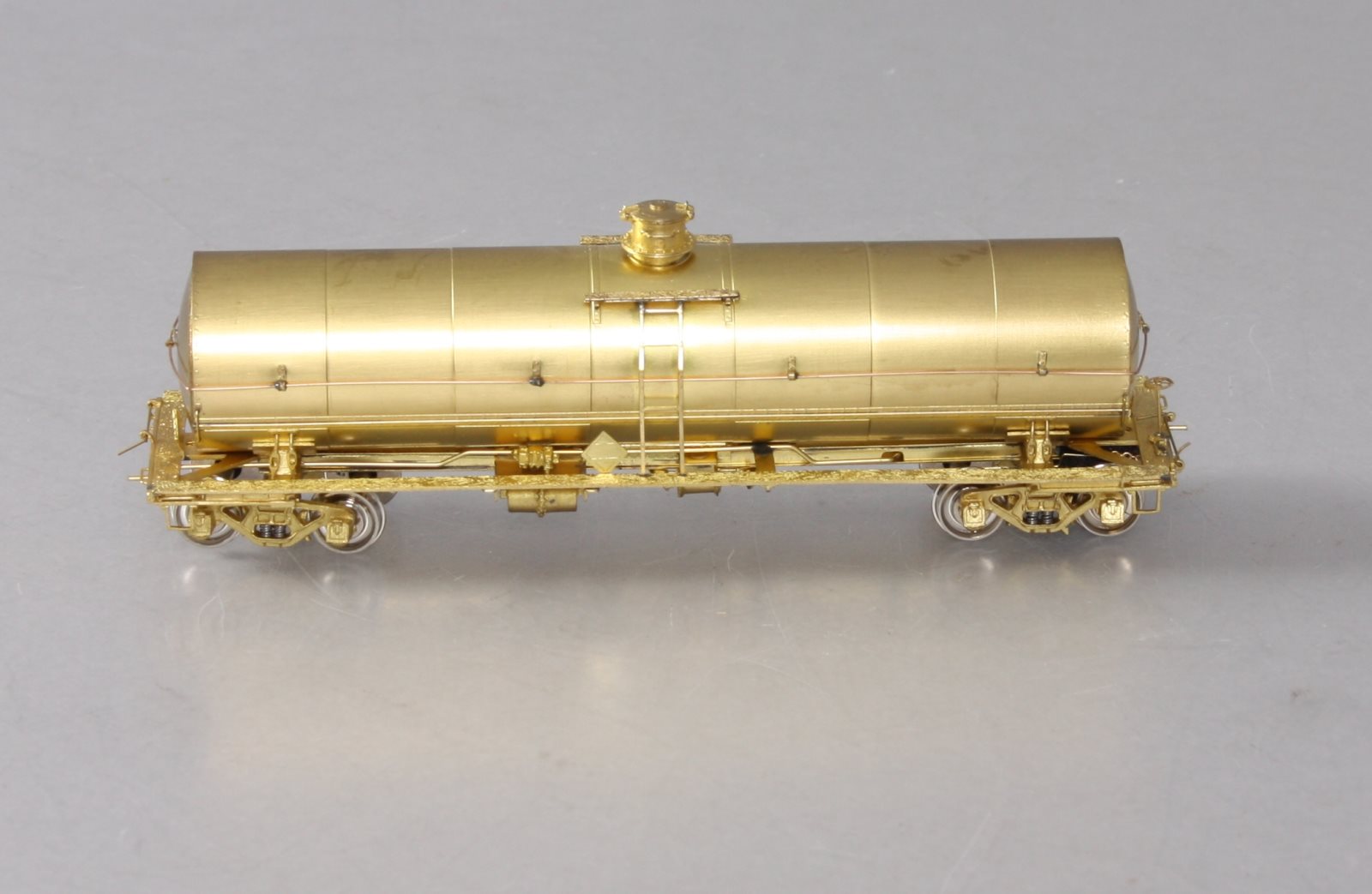 Overland 3028 HO BRASS L.P. Tank Car - Unpainted LN/Box