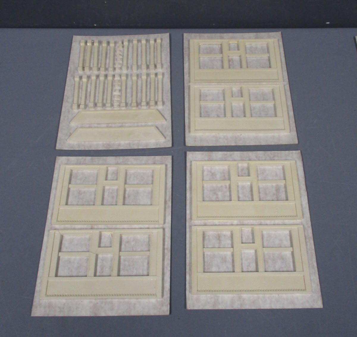 Model Masterpieces 130 HO Scale Locomotive Backshop with Two 120 Overhead Crane