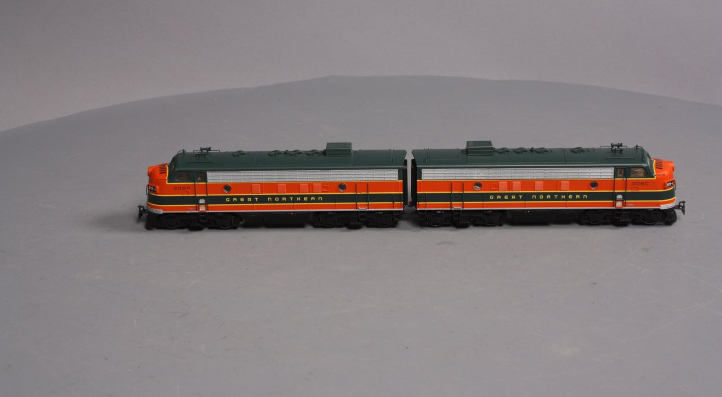 Marklin 39621 HO Great Northern F7 A/A Diesel Electric Loco MFX+ w/Sound LN/Box