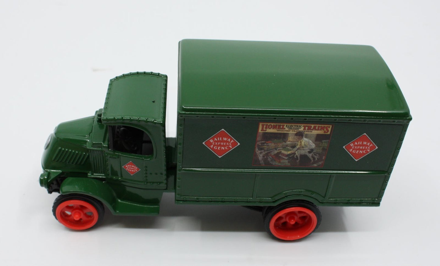 Ertl 19142 1:43 Scale 1926 Lionel Lines REA Mack Bull Dog Truck