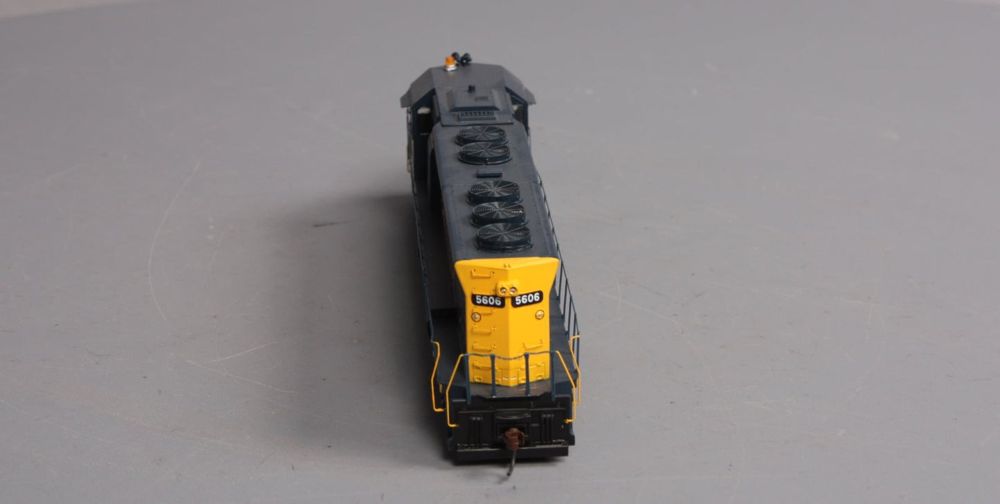 Athearn 95398 HO Scale Santa Fe SD45 Diesel Locomotive #5606