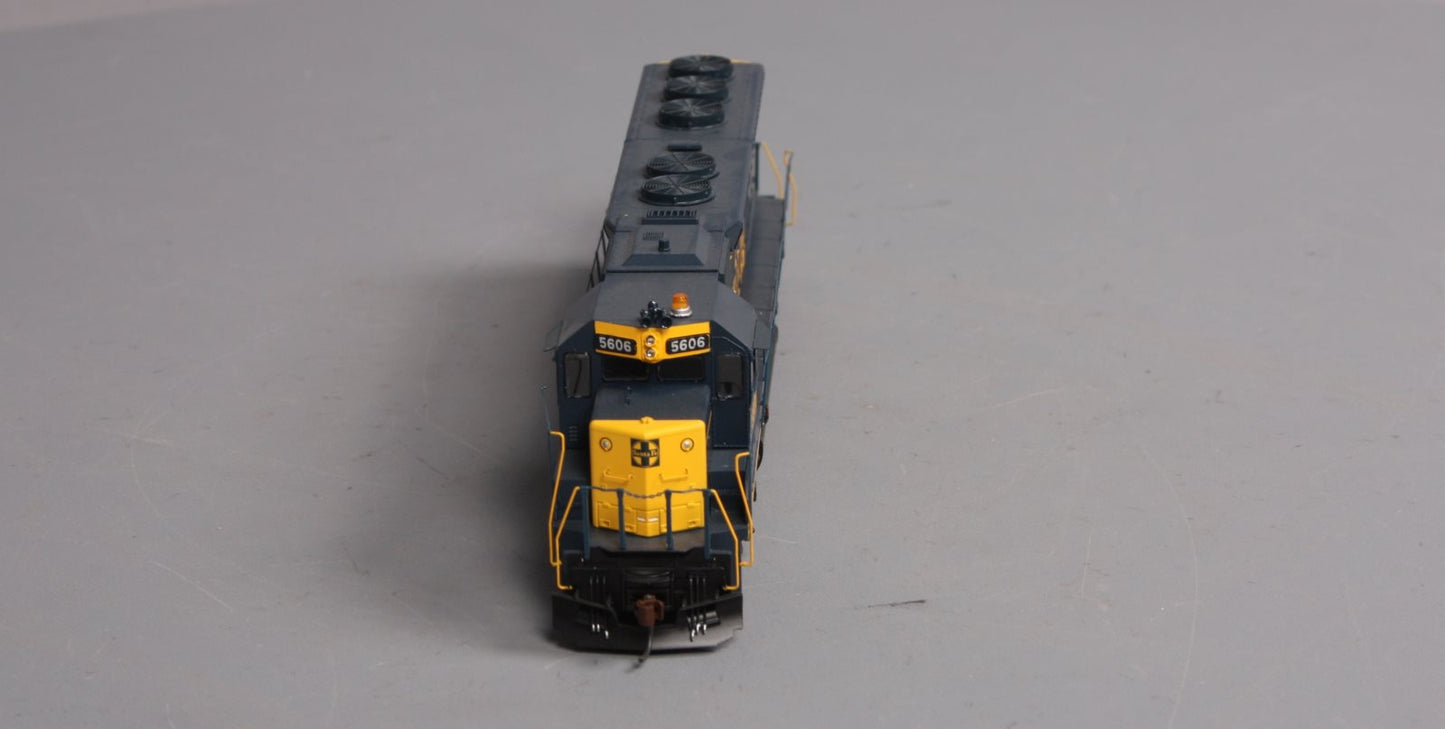Athearn 95398 HO Scale Santa Fe SD45 Diesel Locomotive #5606